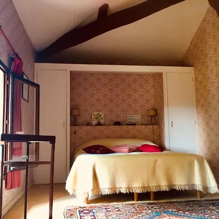 La Bordeneuve Bed & Breakfast *