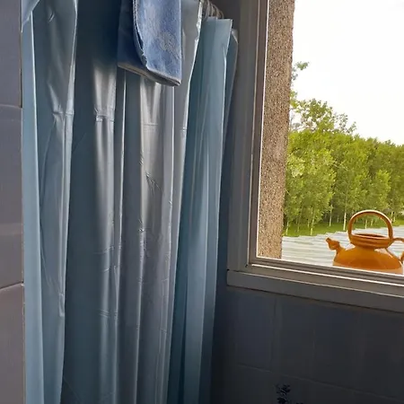 La Bordeneuve Bed & Breakfast *